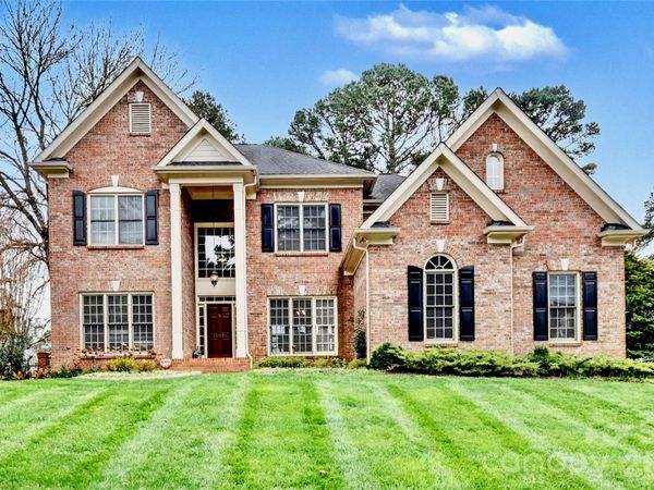 16032 Covington Point Lane, Huntersville, NC 28078