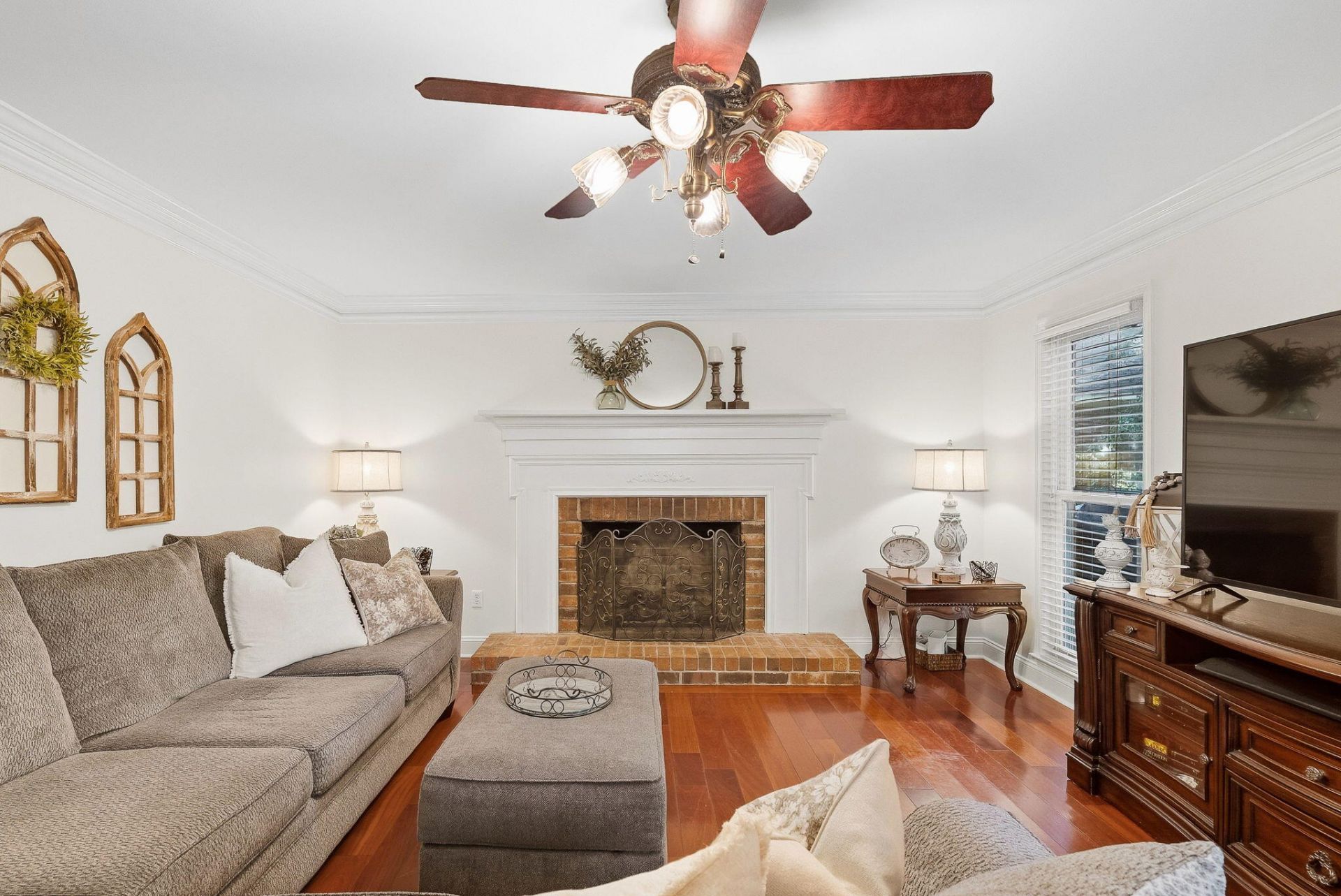 101 Canter Court Photo 11