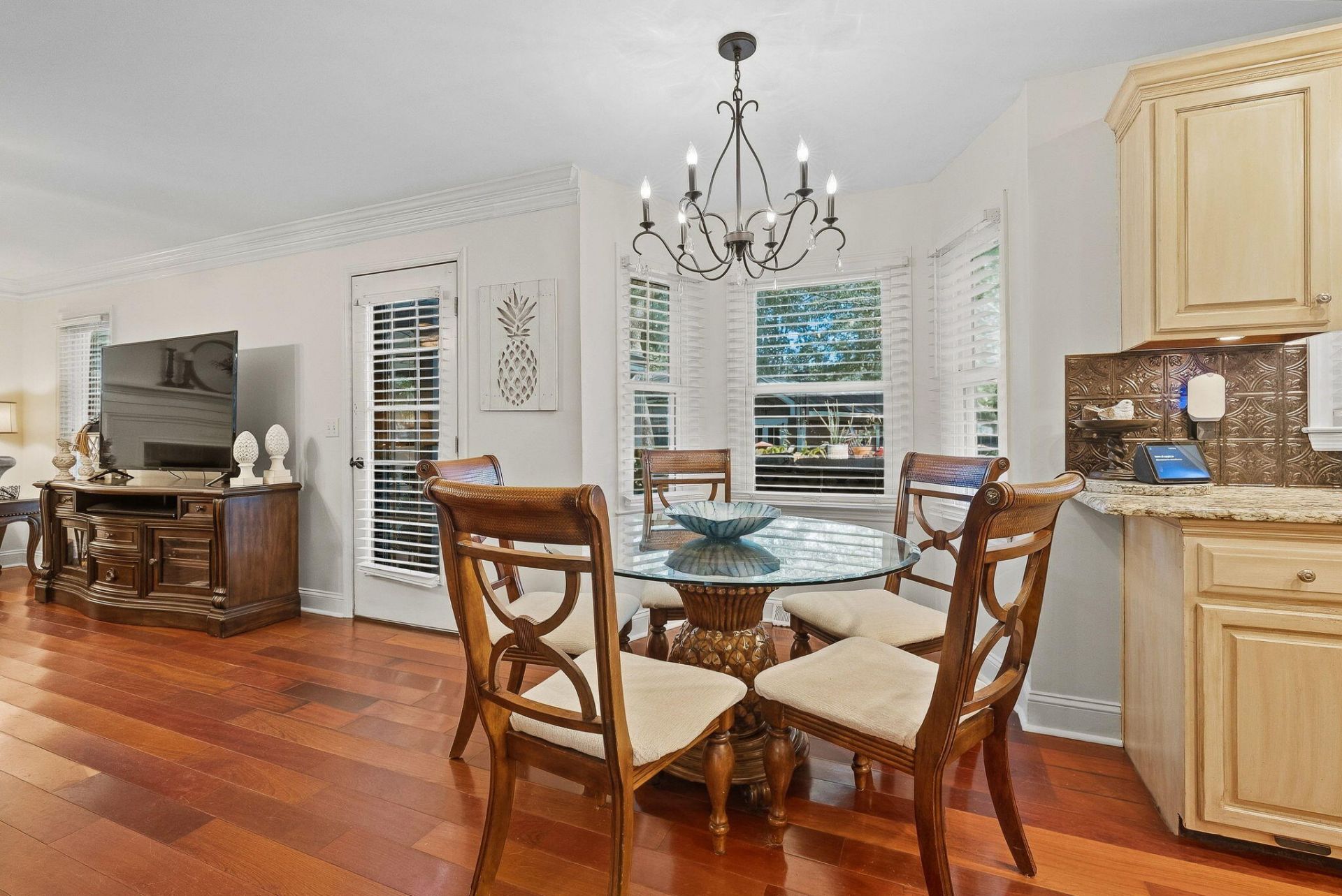 101 Canter Court Photo 17