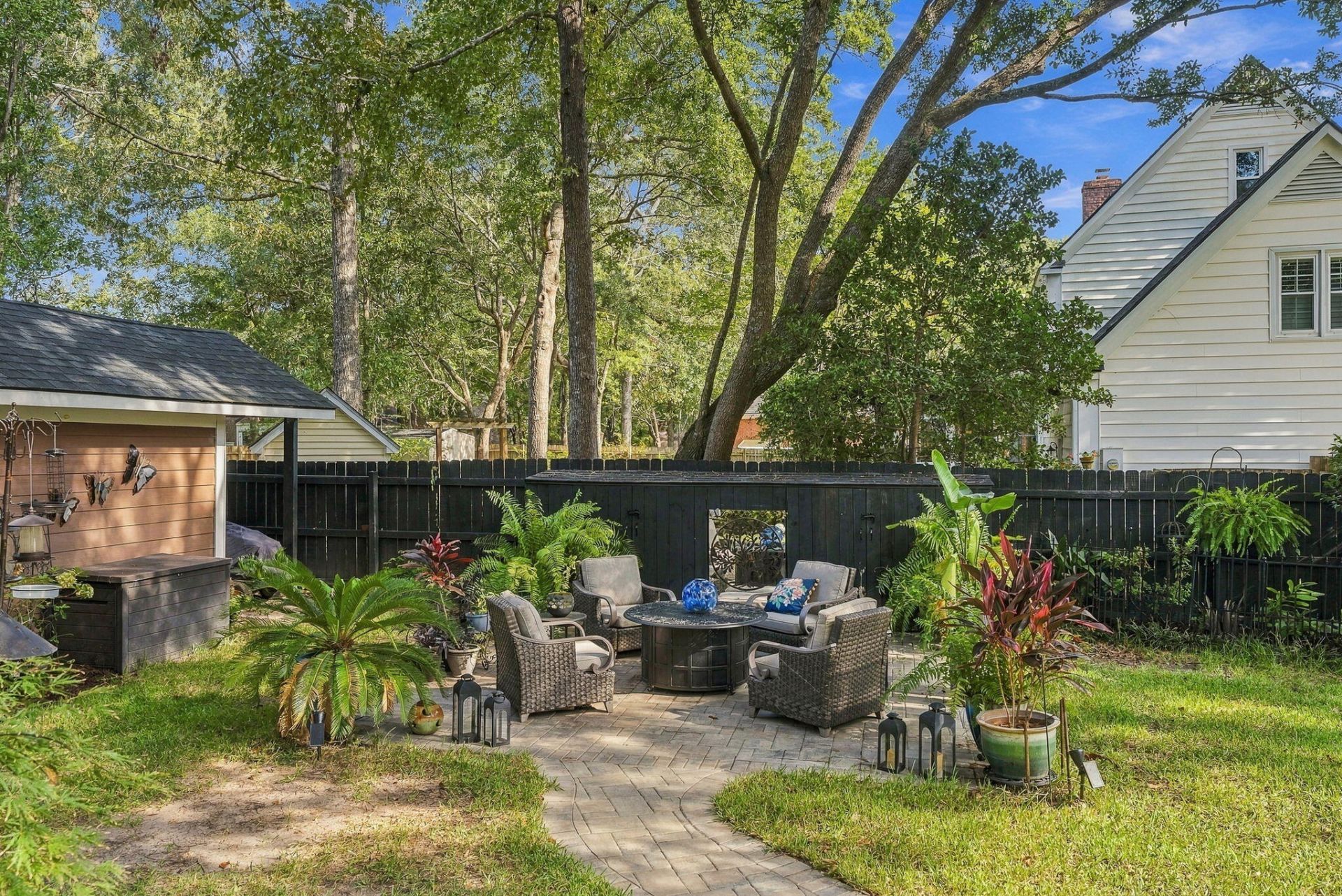 101 Canter Court Photo 55