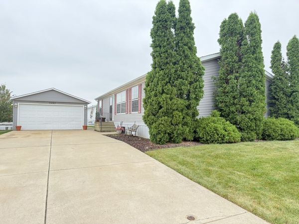 23001 S COG HILL Lane , Frankfort, IL 60423