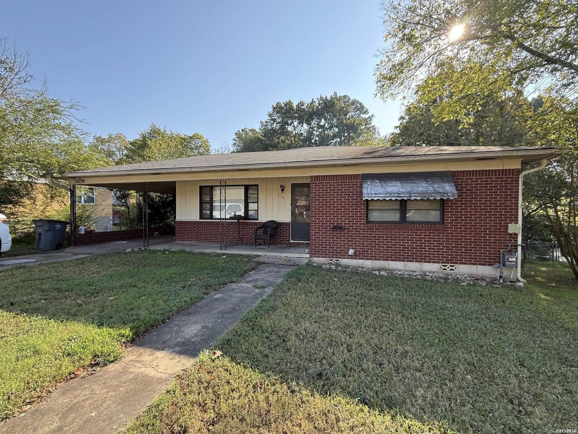 1205 RICHARD Street Hot Springs, AR 71913