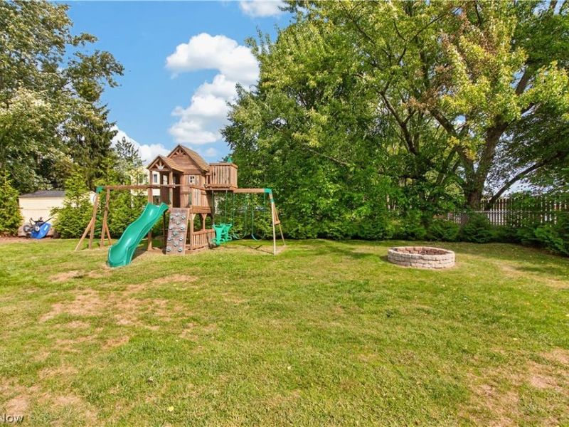 8247 Fairlane Drive, Macedonia, OH 44056 Photo 48