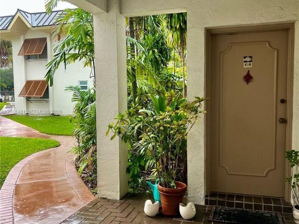 9304 SW 77th Ave , Unit C3, Miami, FL 33156