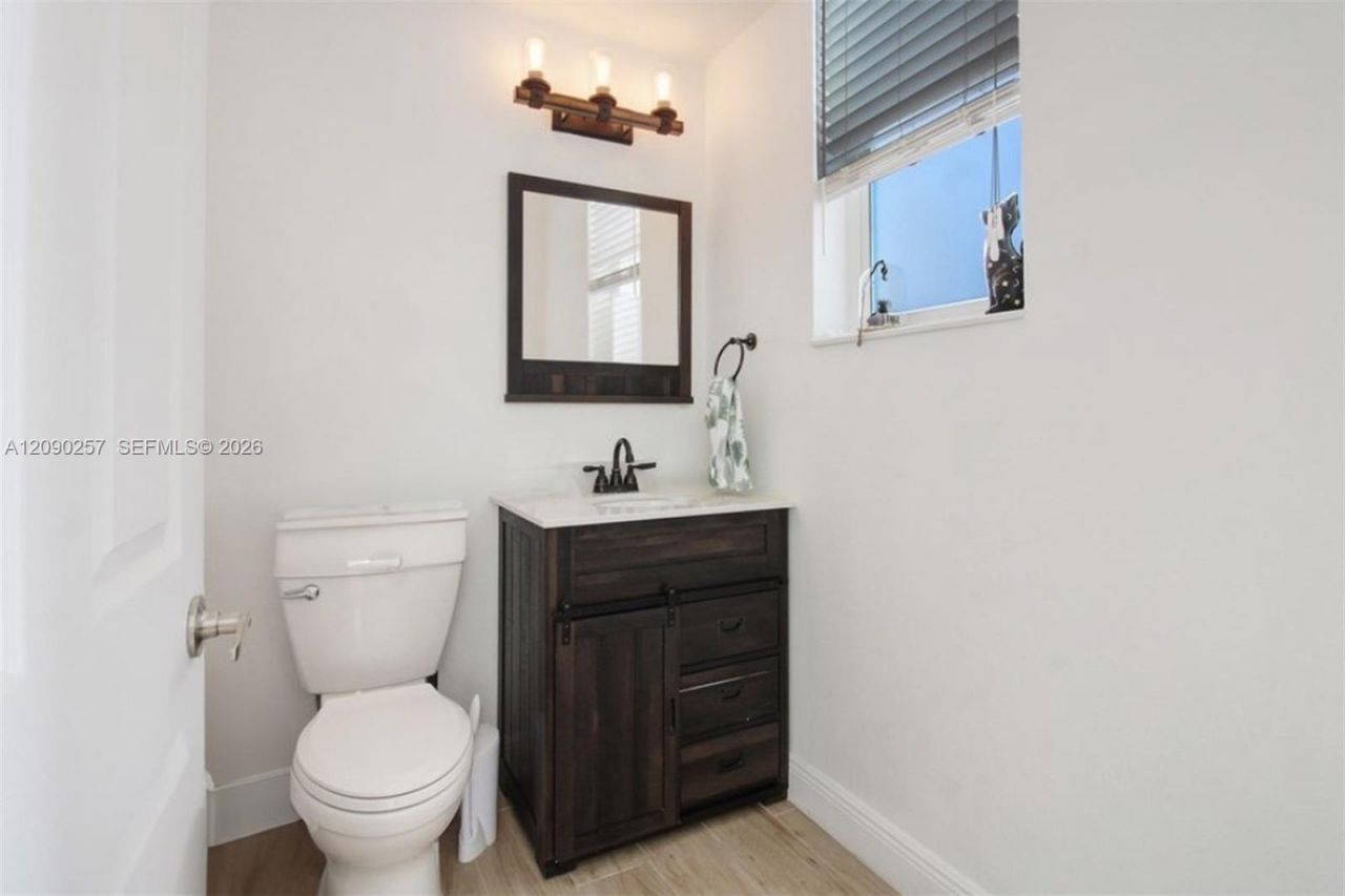 4241 NE 16th St, Homestead, FL 33033 Photo