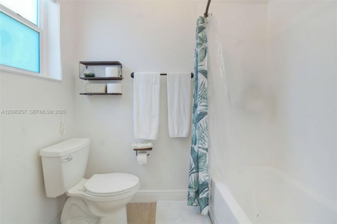 4241 NE 16th St, Homestead, FL 33033 Photo