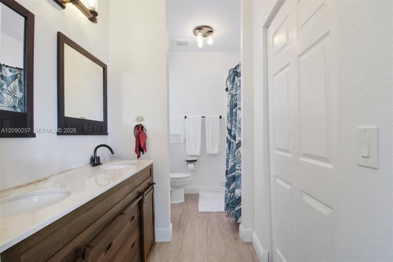 4241 NE 16th St, Homestead, FL 33033 Photo