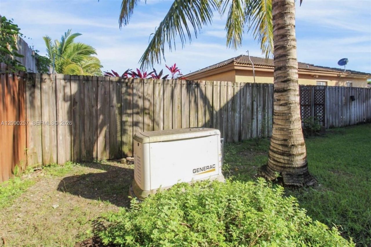 4241 NE 16th St, Homestead, FL 33033 Photo