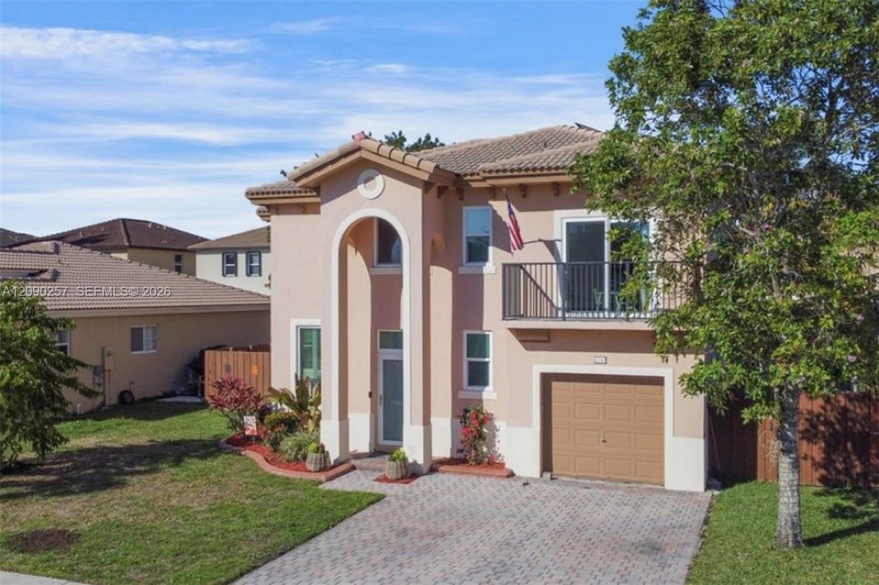 4241 NE 16th St, Homestead, FL 33033 Photo