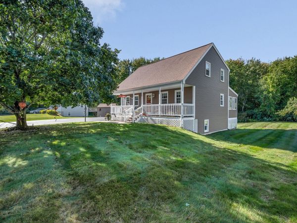 13 Shelley Drive, Hudson, NH 03051