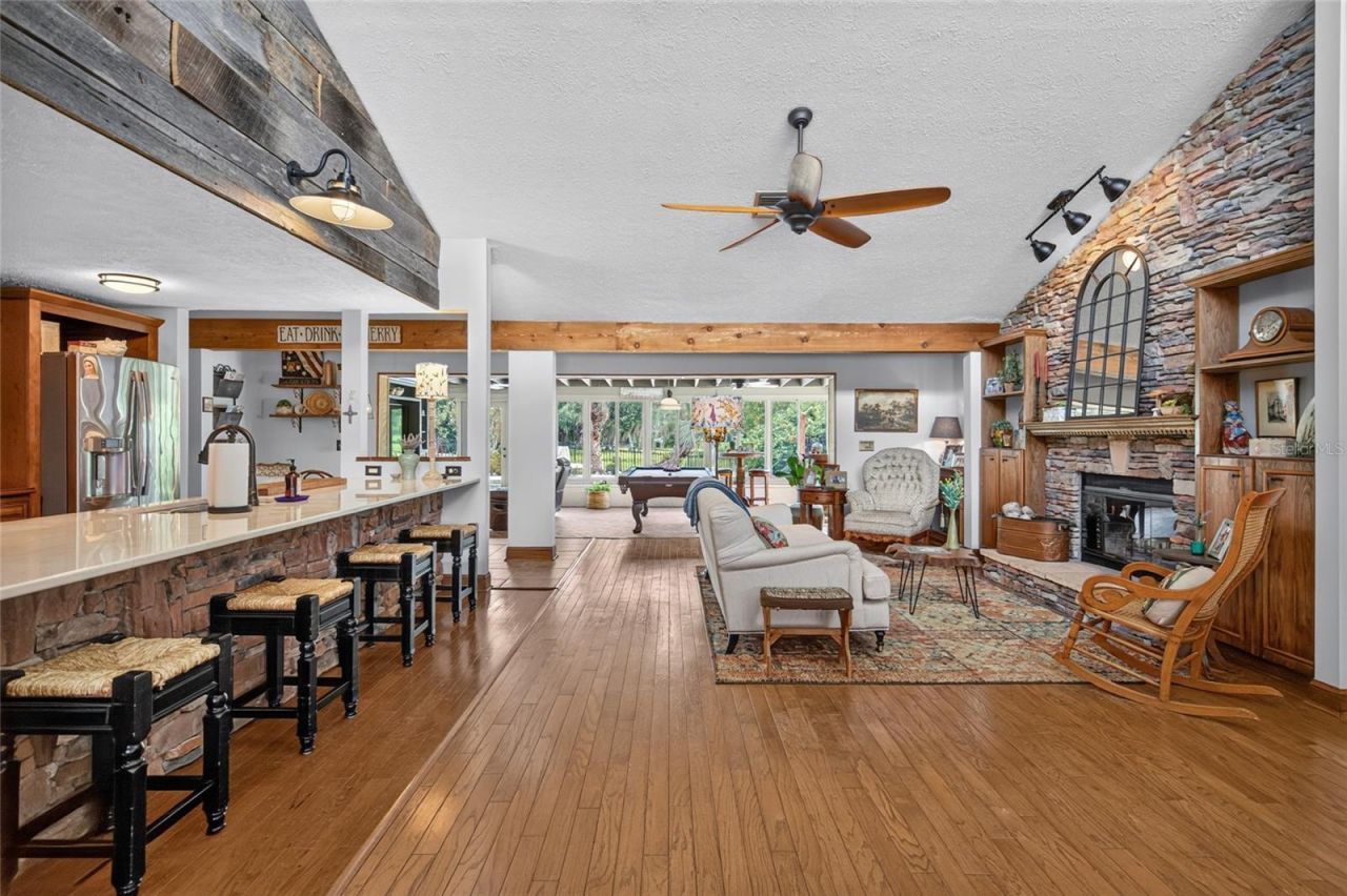 906 Retriever Avenue, Seffner, FL 33584 Photo