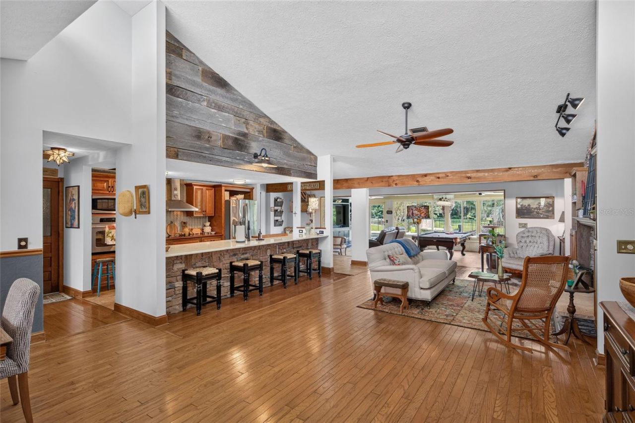 906 Retriever Avenue, Seffner, FL 33584 Photo