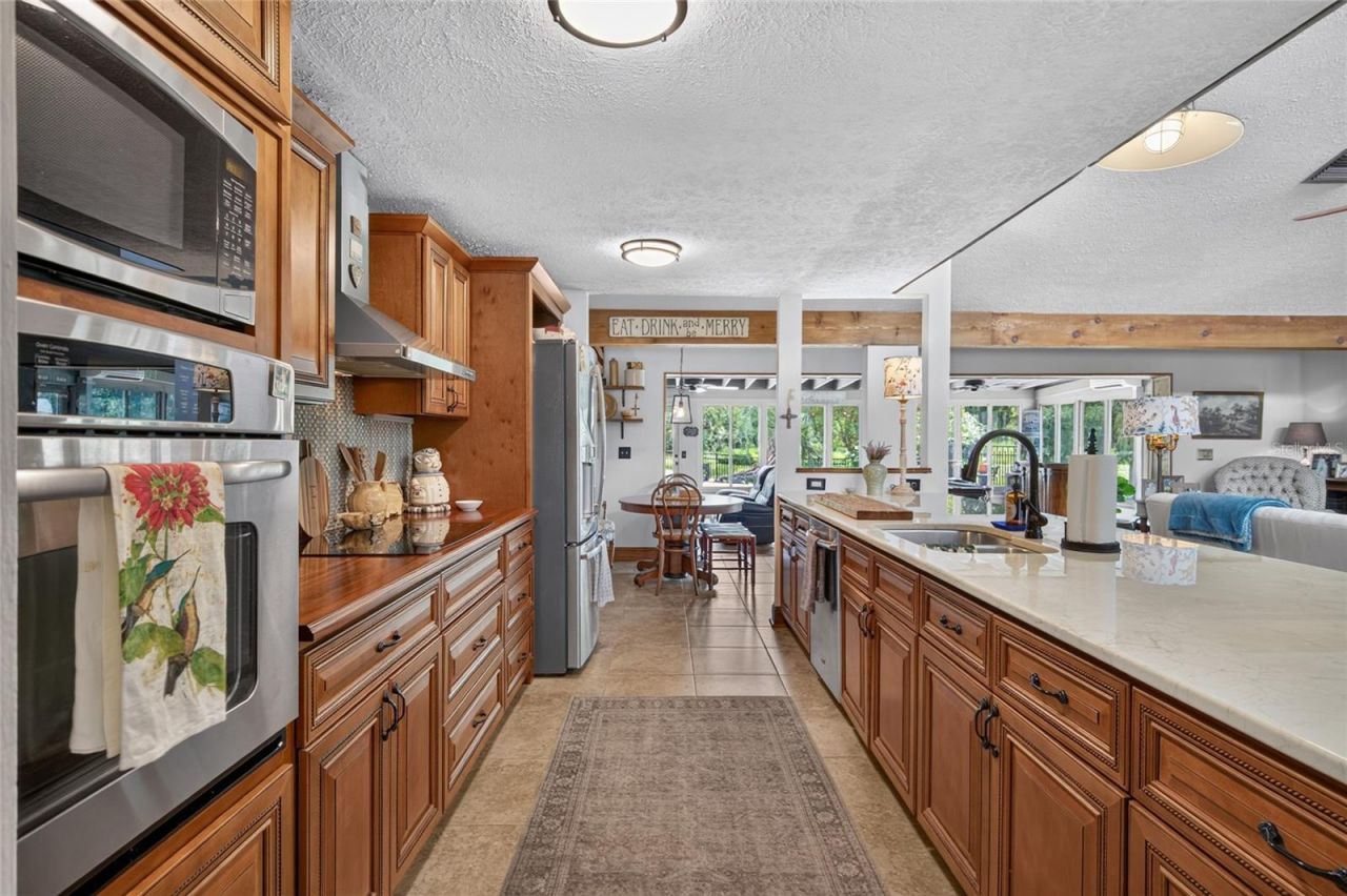 906 Retriever Avenue, Seffner, FL 33584 Photo
