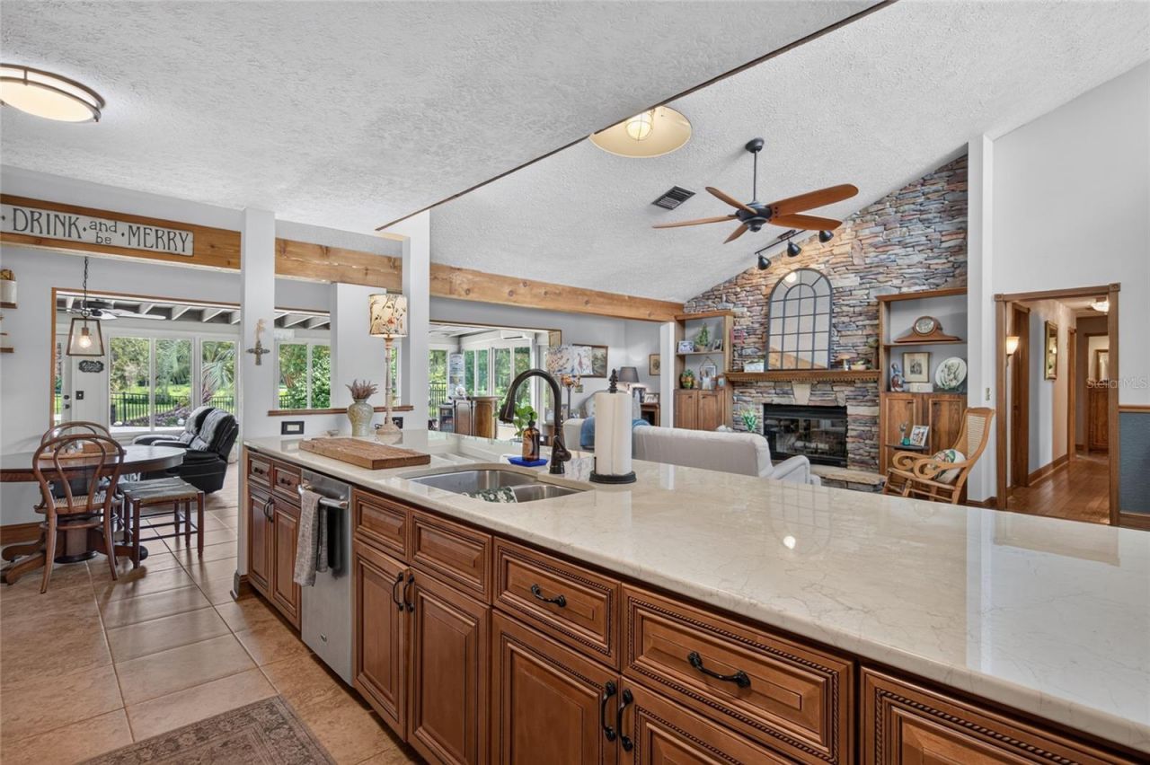906 Retriever Avenue, Seffner, FL 33584 Photo