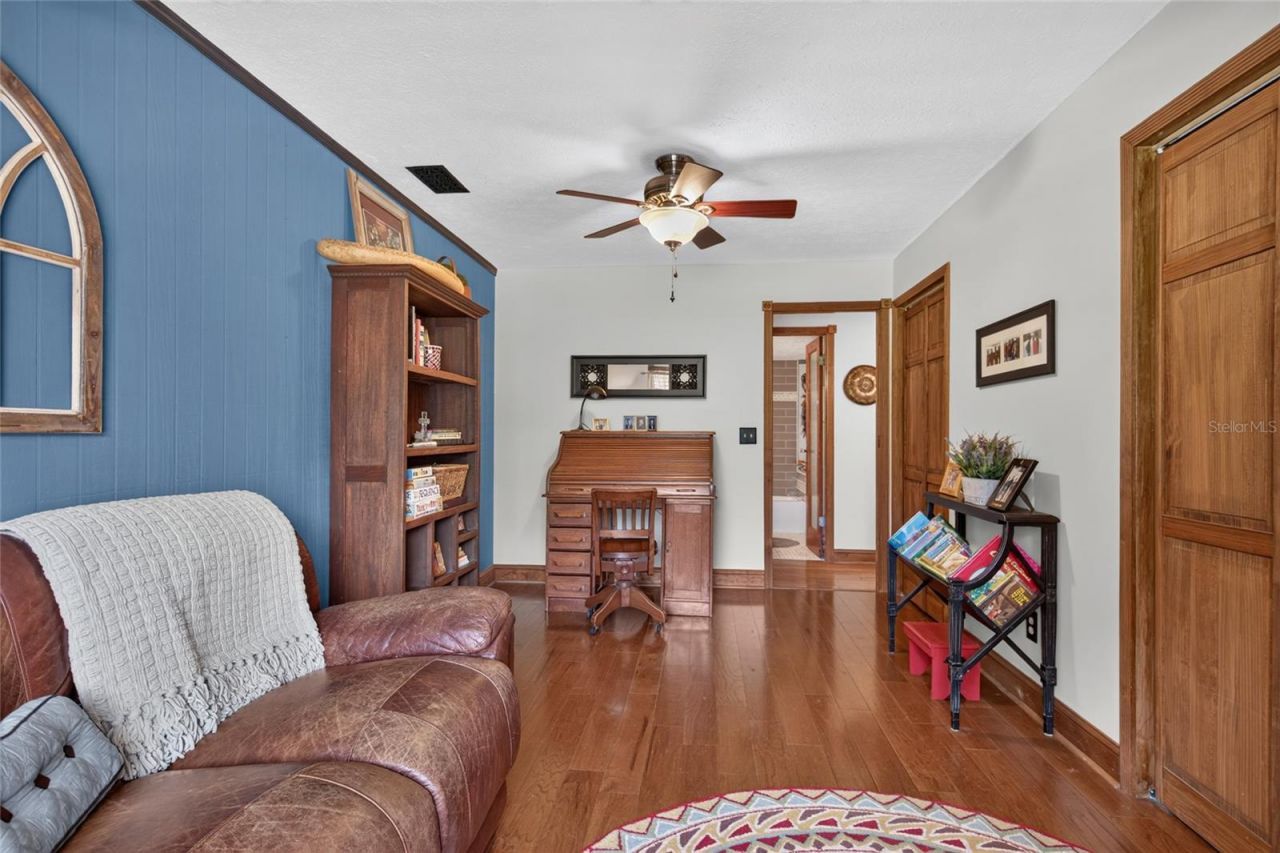 906 Retriever Avenue, Seffner, FL 33584 Photo