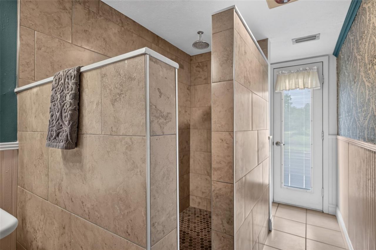 906 Retriever Avenue, Seffner, FL 33584 Photo