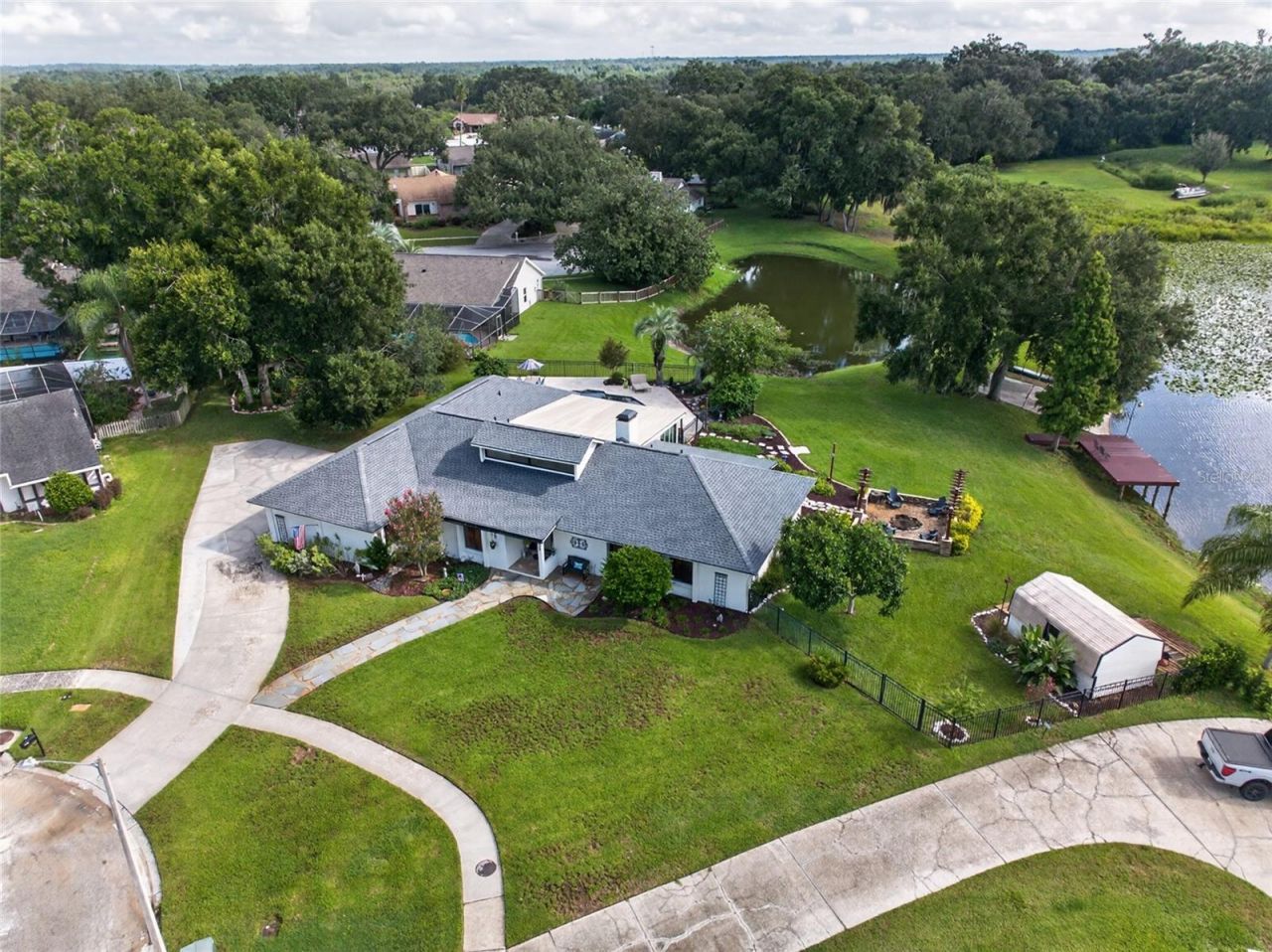 906 Retriever Avenue, Seffner, FL 33584 Photo