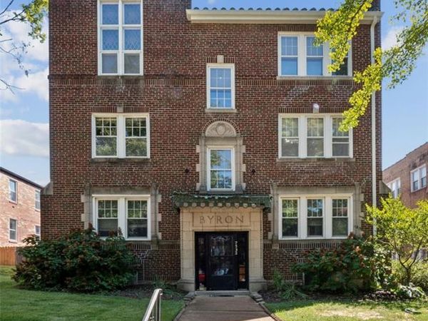 7532 Byron Place, Unit 2, Clayton, MO 63105