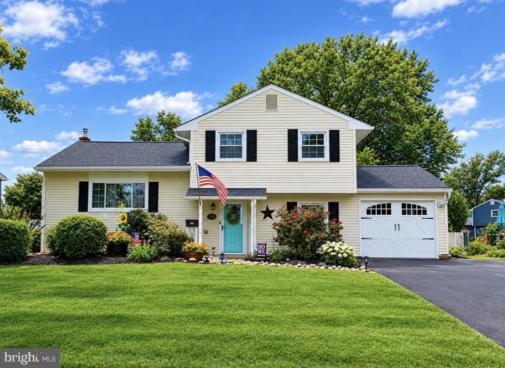 232 MIDWAY DRIVE, MORRISVILLE, PA 19067