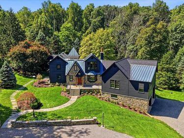 19233 BLUE RIDGE MOUNTAIN ROAD, BLUEMONT, VA 20135