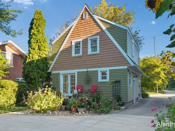 2205 W Main Street, Kalamazoo, MI 49006
