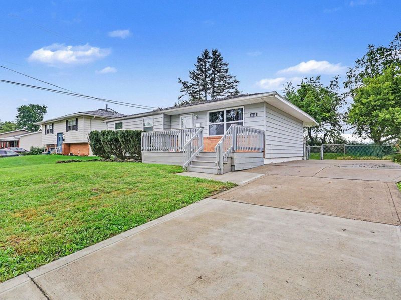 5015 Fullerton Drive, Columbus, OH 43232 Photo 29