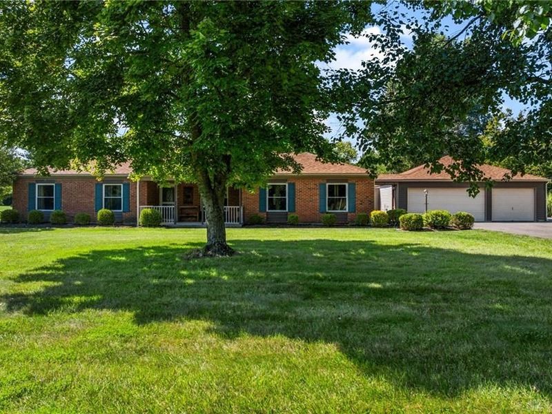 4413 Laura Marie Drive, Wayne Township, OH 45068 Photo 2