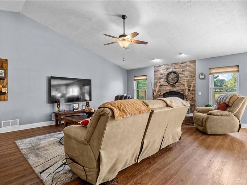 4413 Laura Marie Drive, Wayne Township, OH 45068 Photo 8