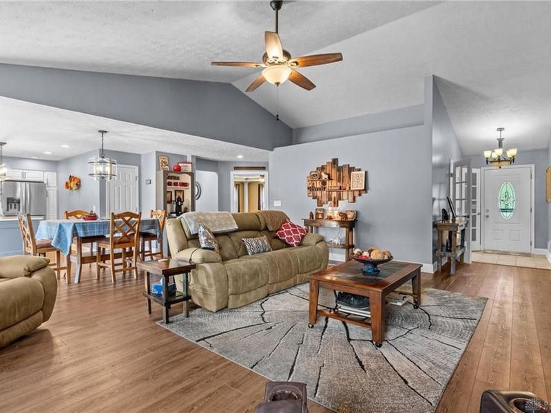 4413 Laura Marie Drive, Wayne Township, OH 45068 Photo 9