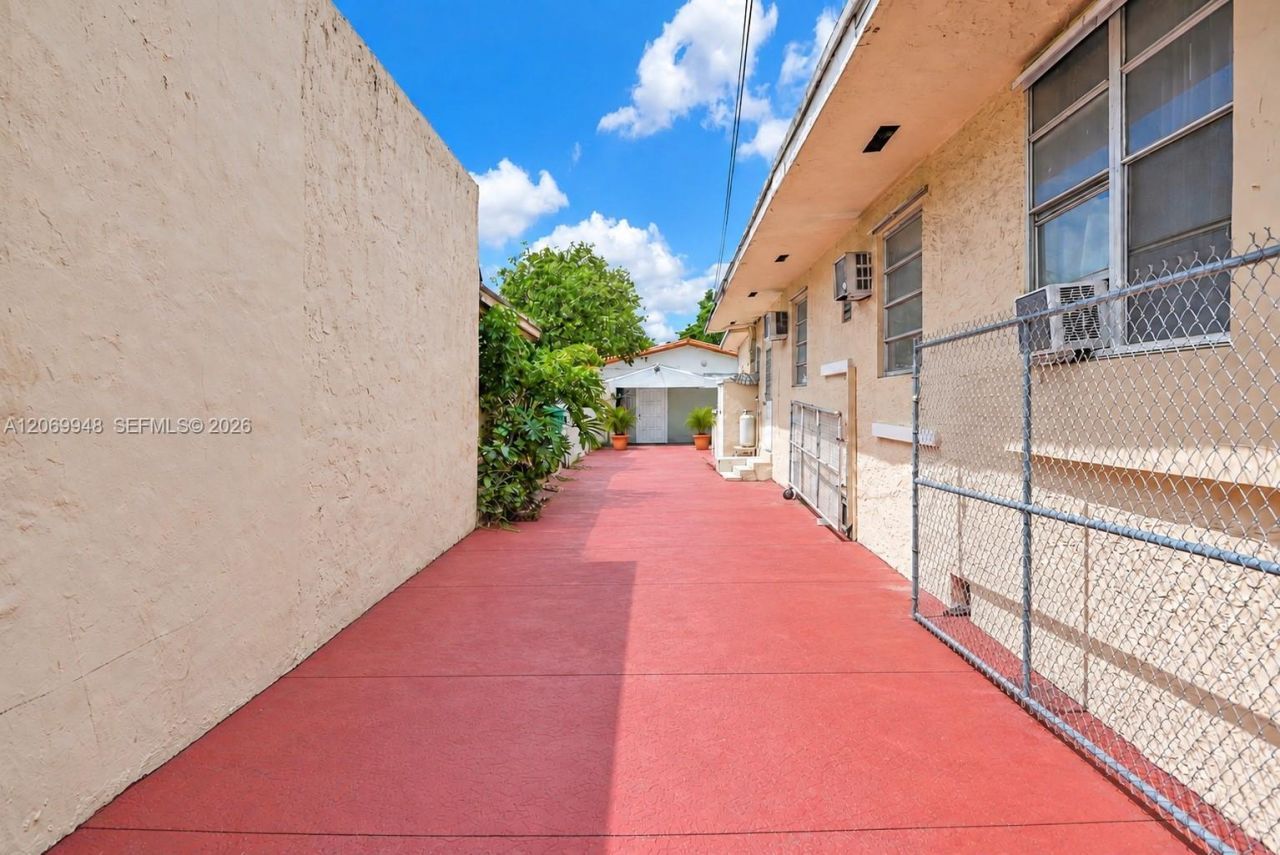 1536 SW 22nd Ave , Miami, FL 33145 Photo