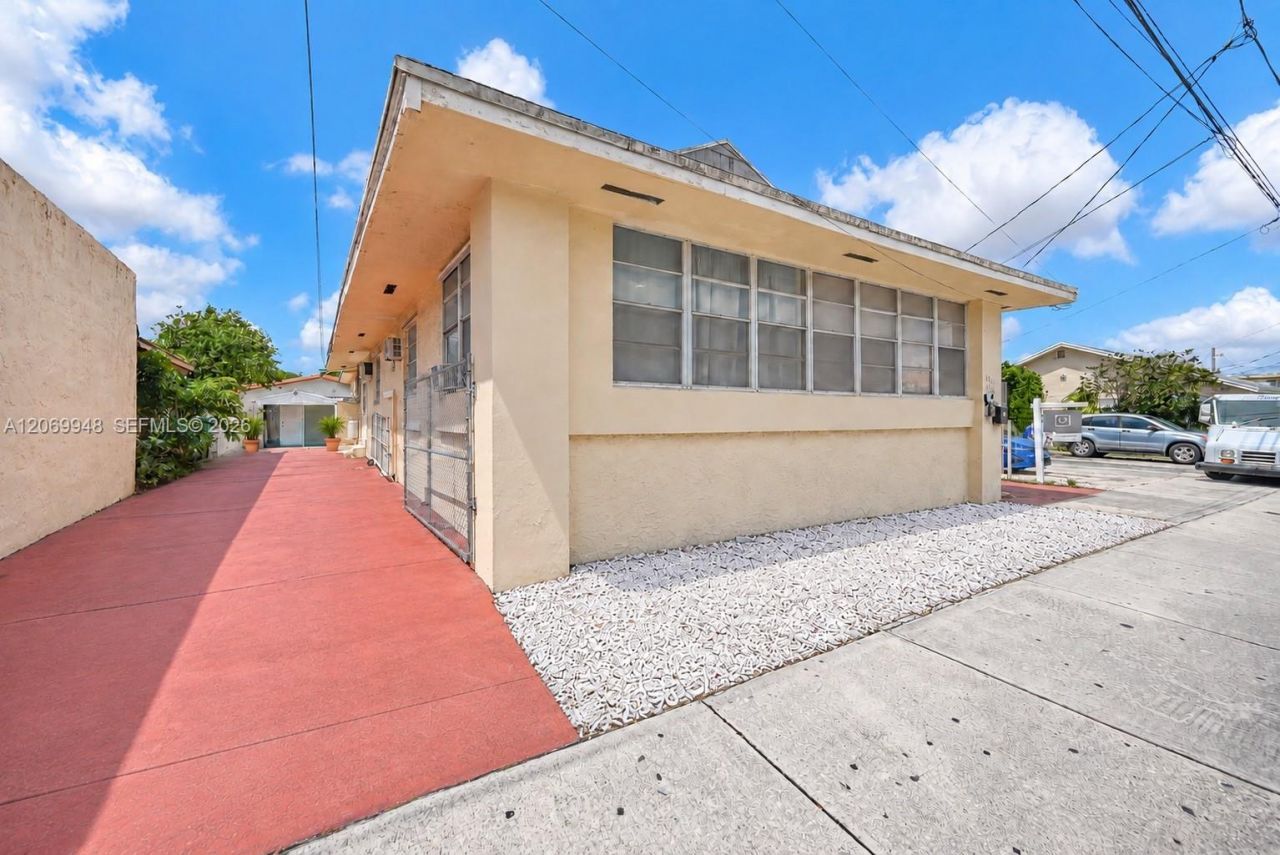 1536 SW 22nd Ave , Miami, FL 33145 Photo