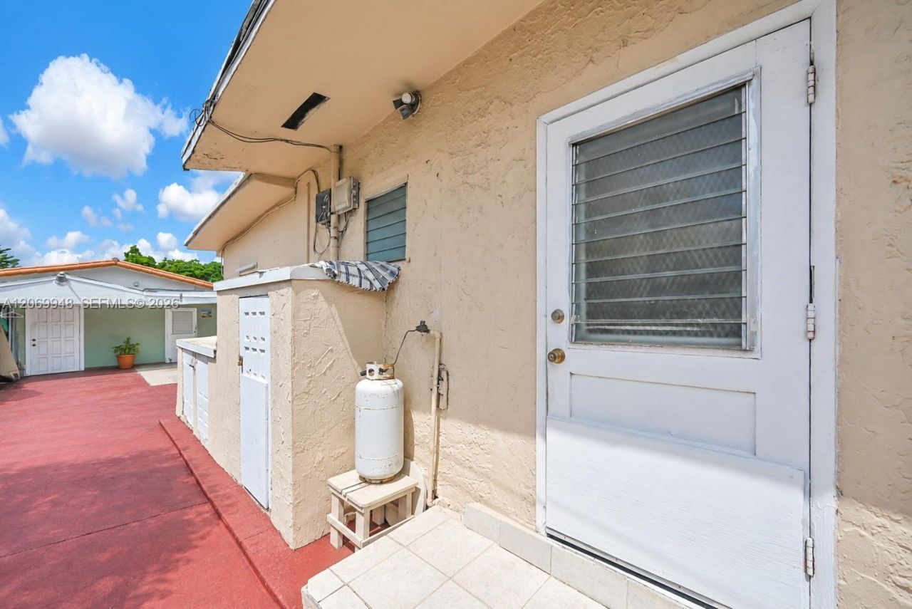 1536 SW 22nd Ave , Miami, FL 33145 Photo