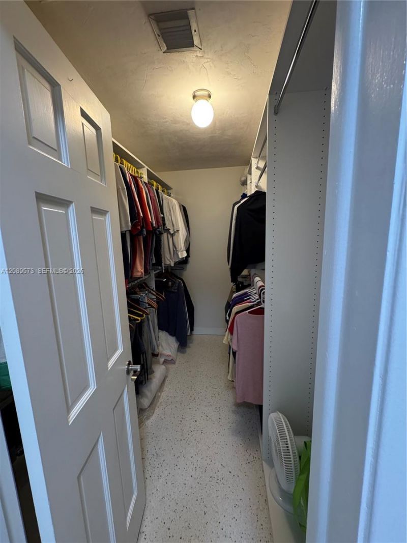 7190 E Tropical Way, Plantation, FL 33317 Photo