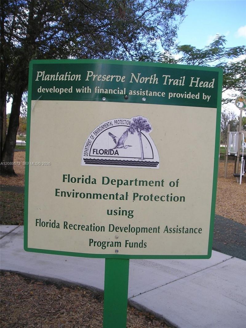 7190 E Tropical Way, Plantation, FL 33317 Photo