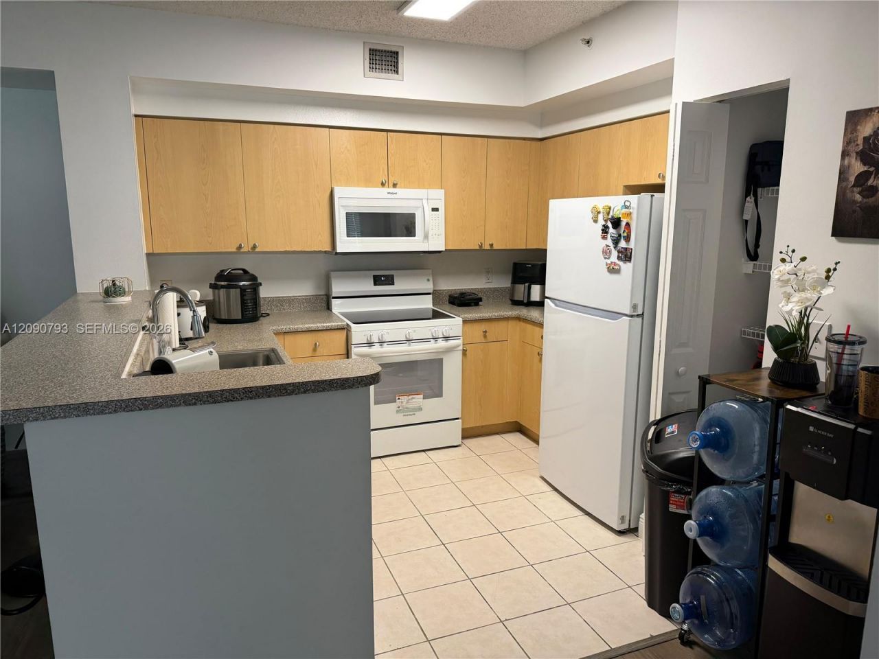 8020 N Nob Hill Rd, Unit 204, Tamarac, FL 33321 Photo