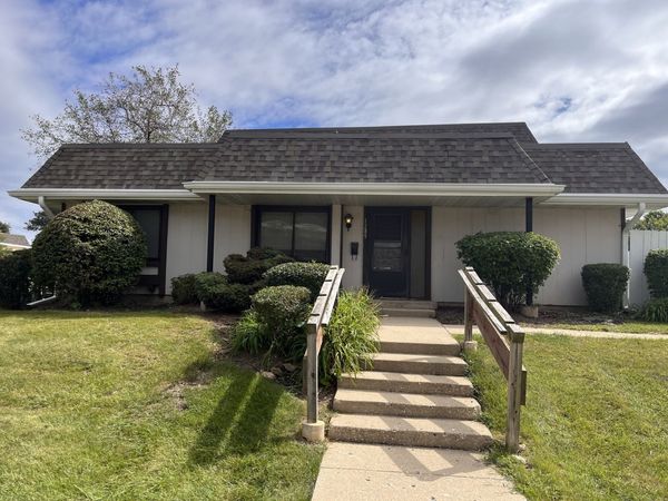 1289 Court E Court , Unit 1289, Hanover Park, IL 60133