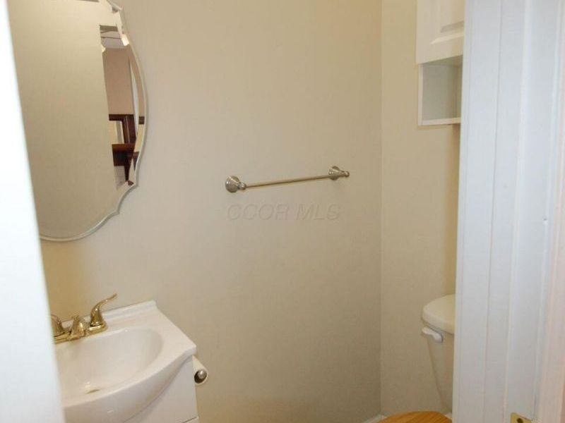 1170 Walters Street, Columbus, OH 43201 Photo 13