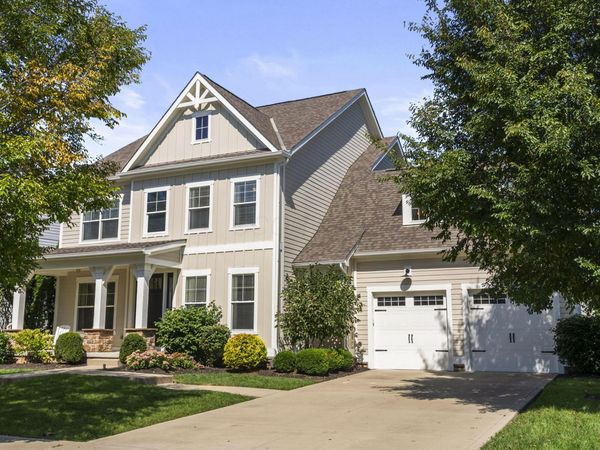 7438 Cottonwood Drive , Plain City, OH 43064
