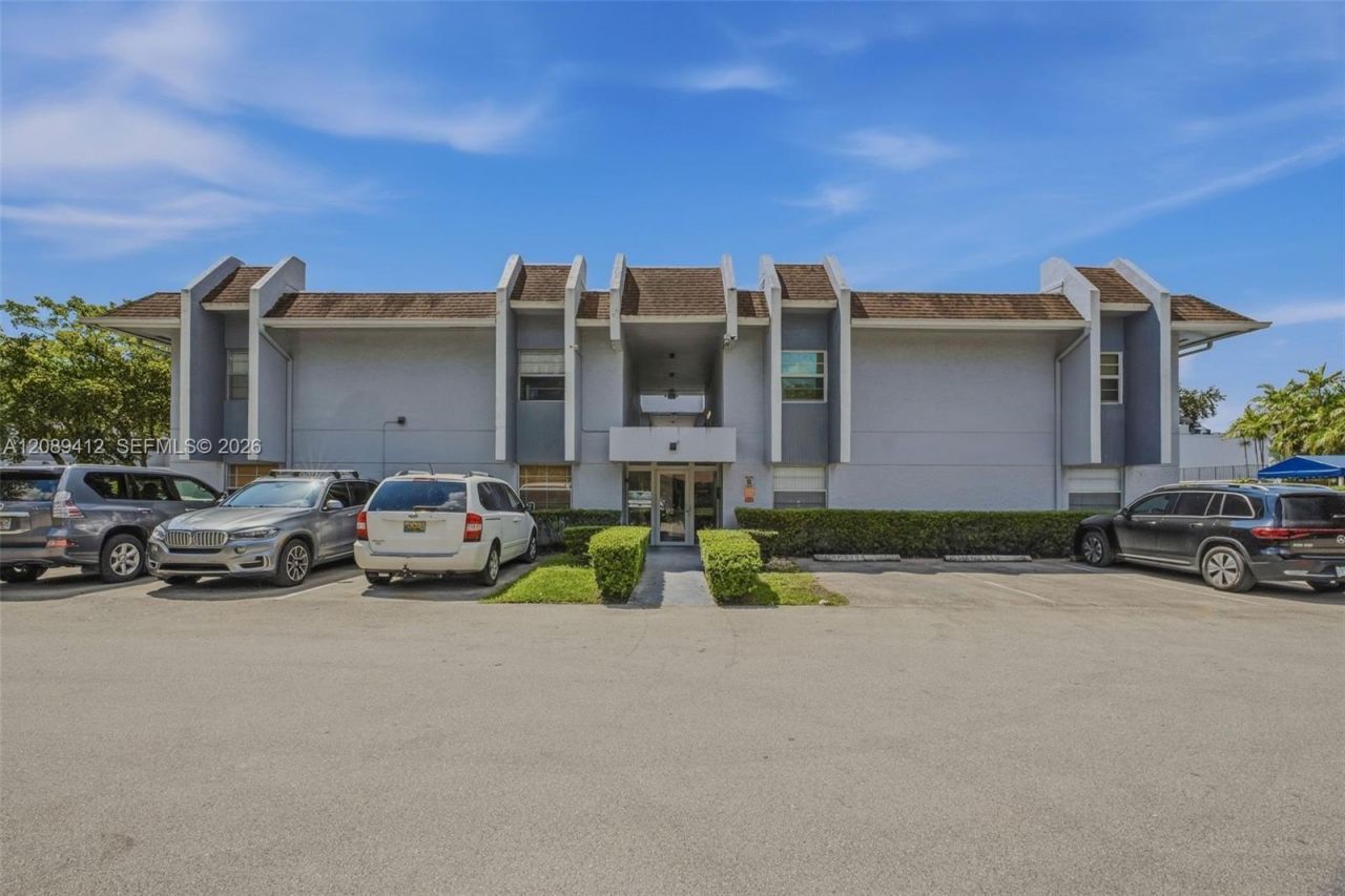 9227 SW 87th Ave , Unit B5, Miami, FL 33176 Photo