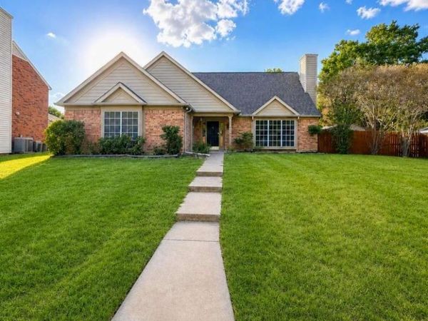 1940 Cedar Ridge Drive, Lewisville, TX 75067