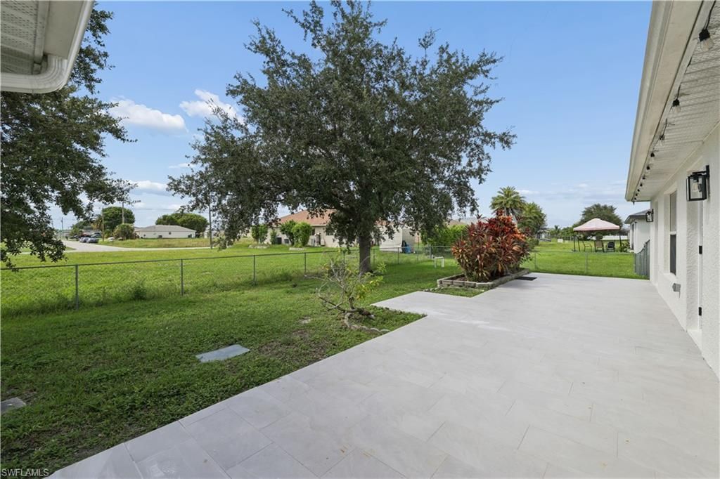 930 NW Juanita Pl, Cape Coral, FL 33993 Photo