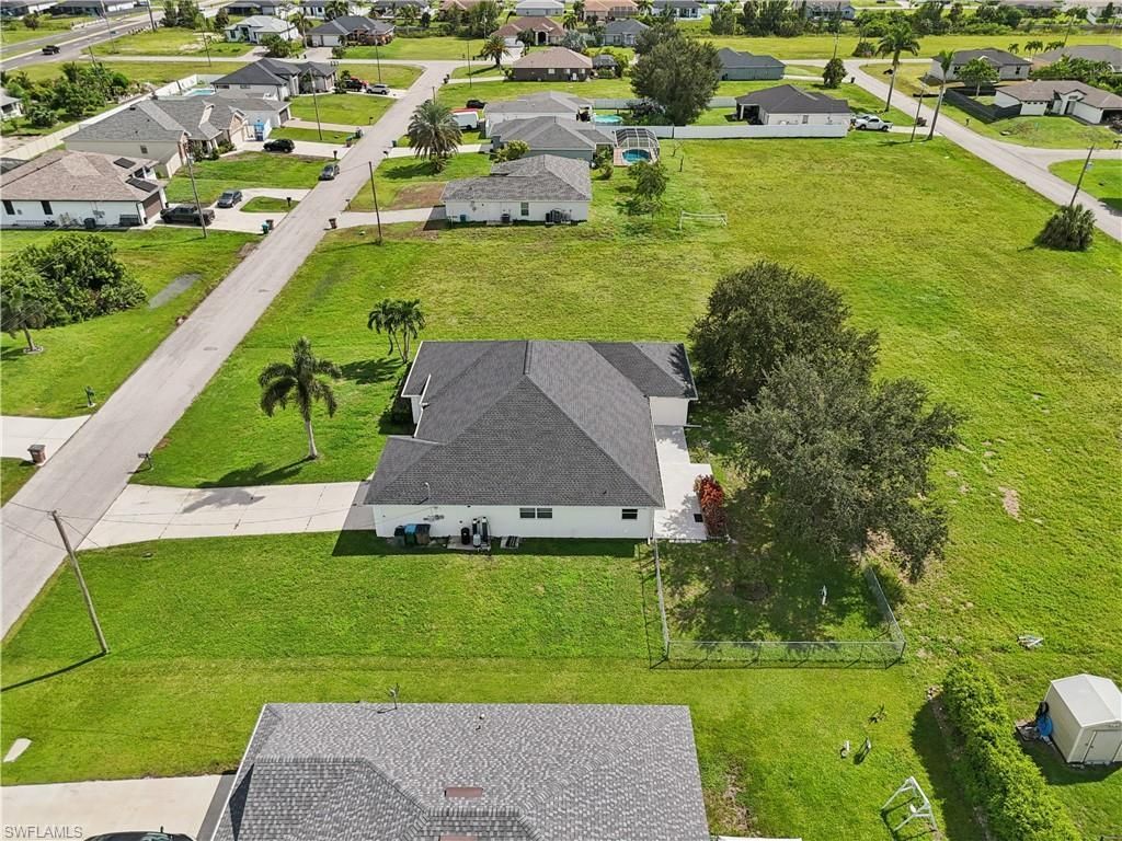 930 NW Juanita Pl, Cape Coral, FL 33993 Photo