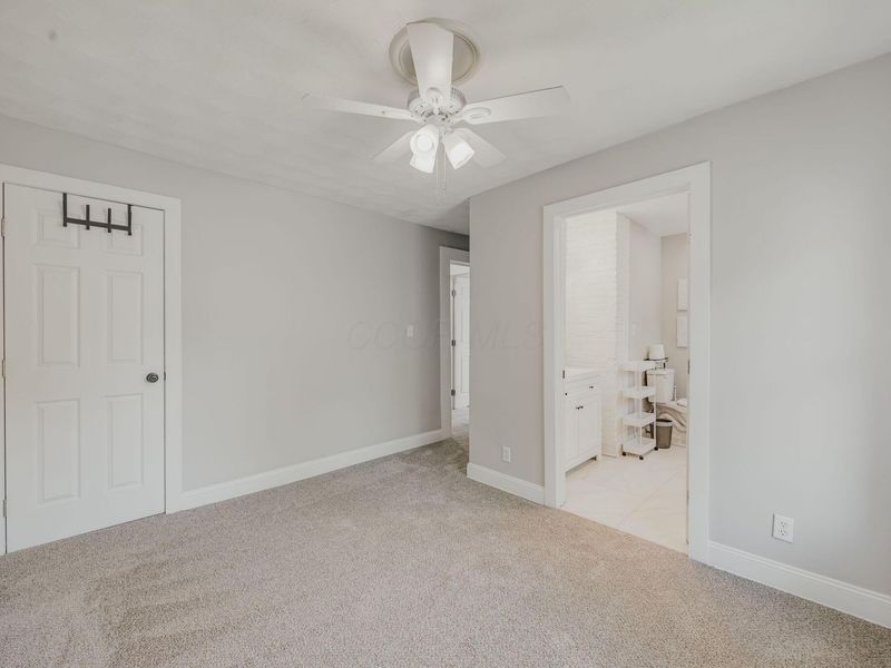 144 Cedar Alley, Columbus, OH 43215 Photo 20
