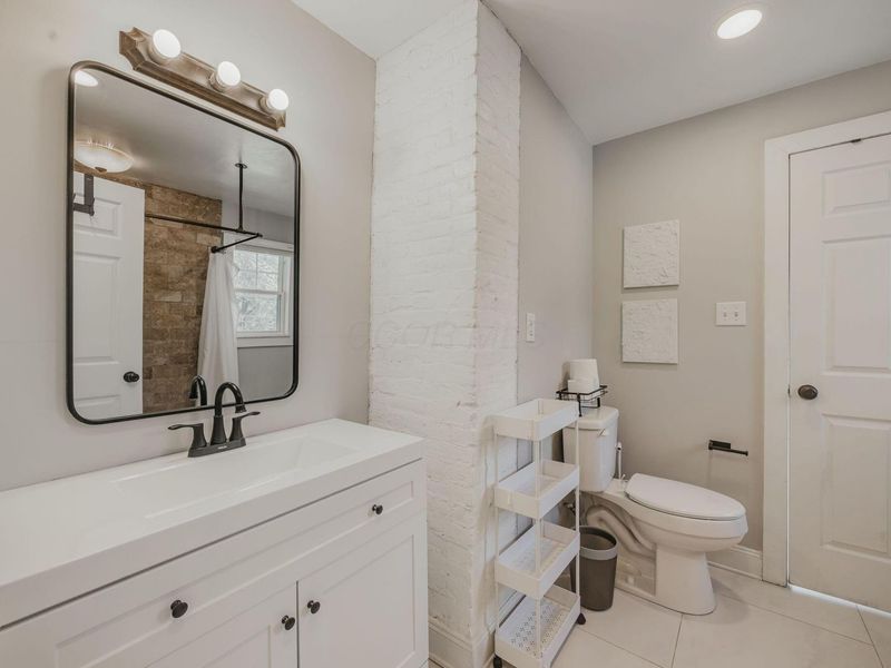 144 Cedar Alley, Columbus, OH 43215 Photo 21