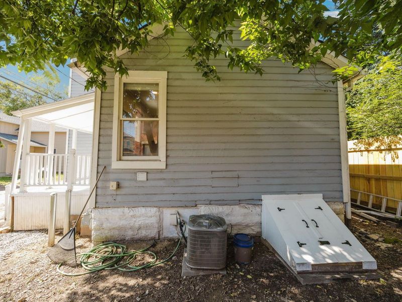 144 Cedar Alley, Columbus, OH 43215 Photo 29