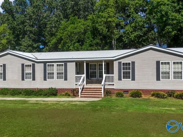 276 Star Point Road, Guntersville, AL 35976