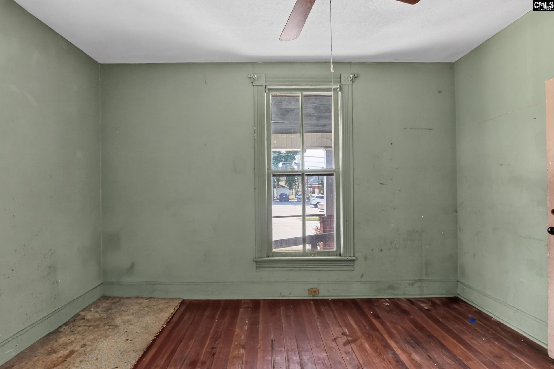 702 Lafayette Avenue  Photo 28
