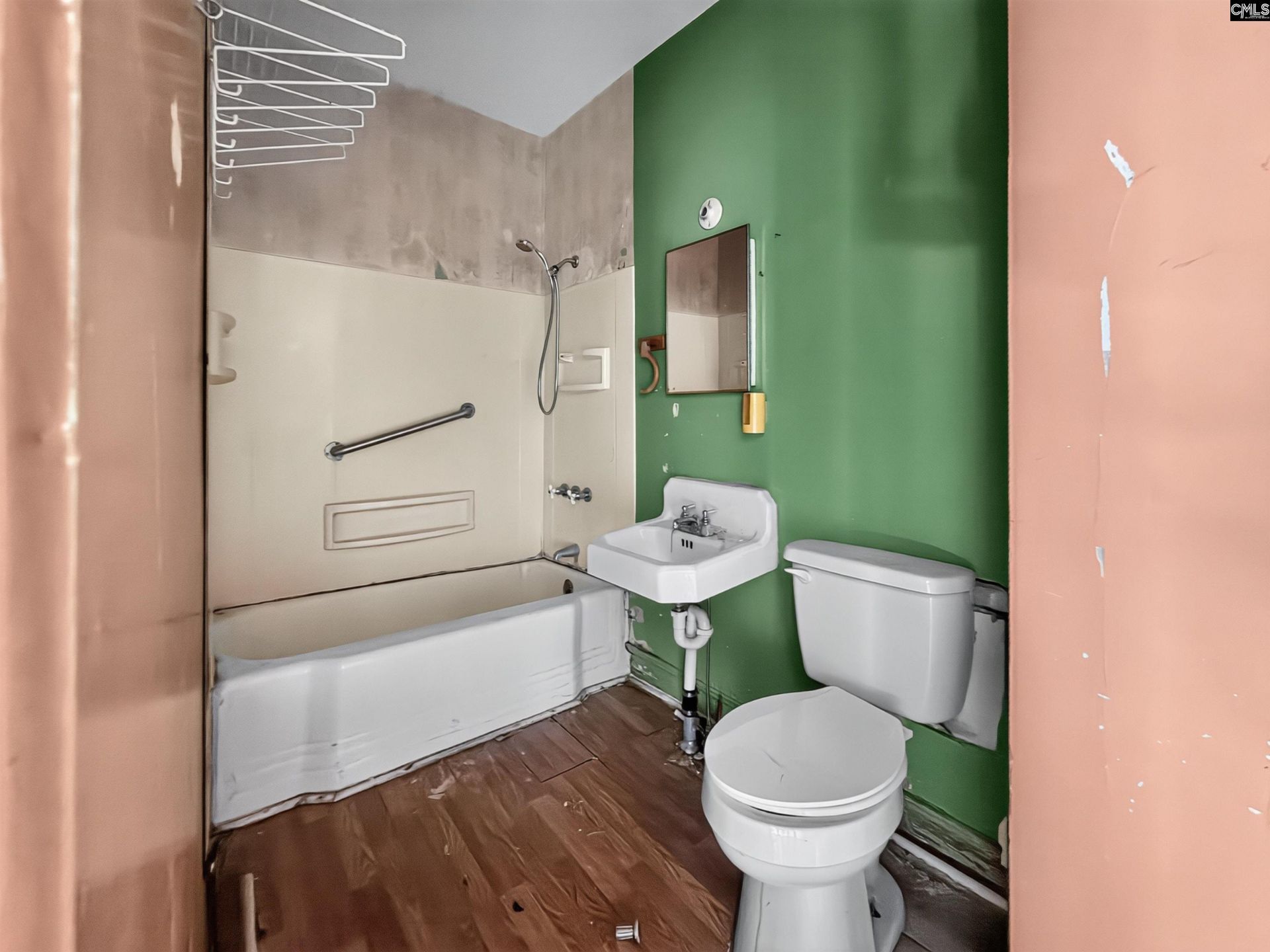 702 Lafayette Avenue  Photo 38