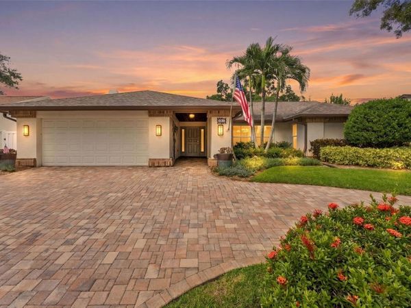 531 WALKER ROAD , SAFETY HARBOR, FL 34695