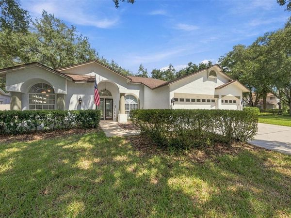 9316 KNIGHTSBRIDGE COURT, TAMPA, FL 33647
